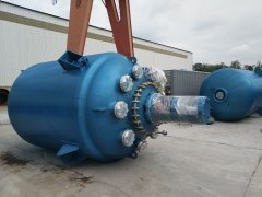 蜜桃精品在线播放反应釜维修